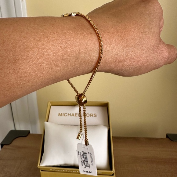 Michael Kors Signature Charm w/Stone Gold Bracelet, NWT - Picture 8 of 11